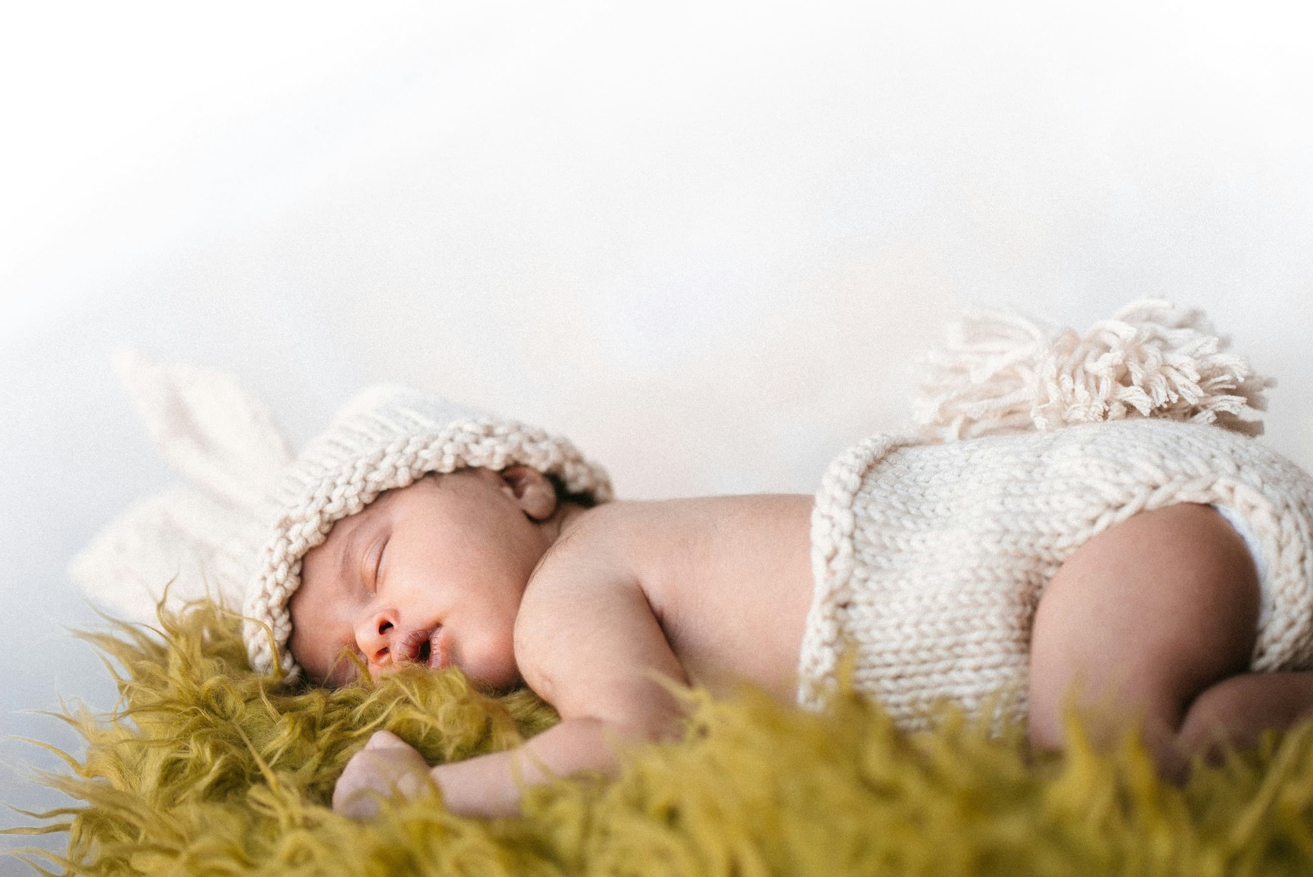 How to put a two-month-old baby to sleep.
